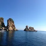 Mizzika Vacanze * Кастелламмаре-дель-Голфо